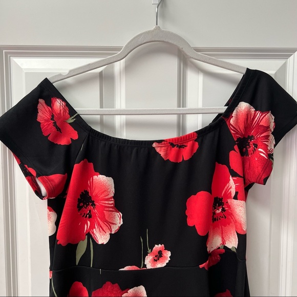 Dark Floral Skater Dress - Picture 3 of 7